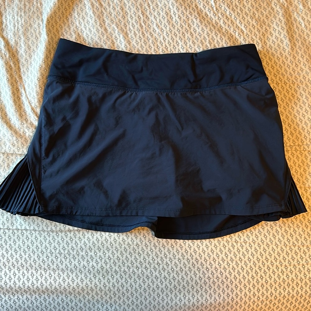 Play off the Pleats Mid-Rise Skirt